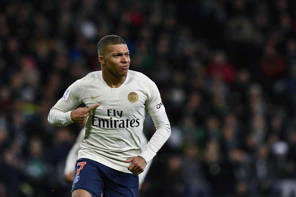 1955年周恩来重逢初恋女友，说：多年不见，替小超向你问好！